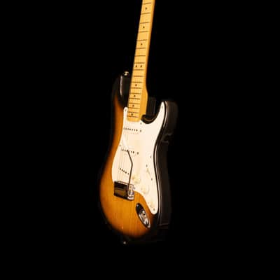 Fender Stratocaster American Vintage 1957 2-Tone Sunburst 1992 image 4