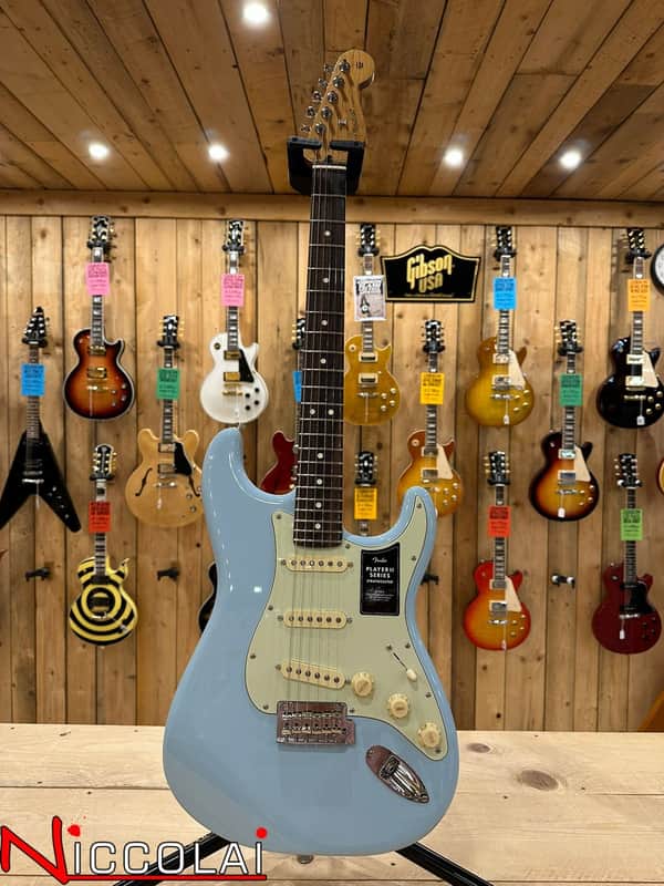 FENDER Limited Edition Player II Stratocaster, Rosewood