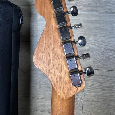 Fender Highway Series Dreadnought Spruce Top 2023 - Present - Natural image 15