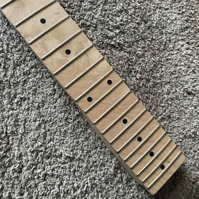 Short Scales Maple Wood Guitar Neck, 21 Frets Fingerboard image 6