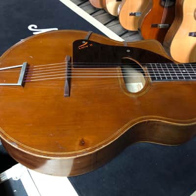 One of a kind French Jazz manouche left handed Siro Burgassi Grand model from 1945 Paris image 10