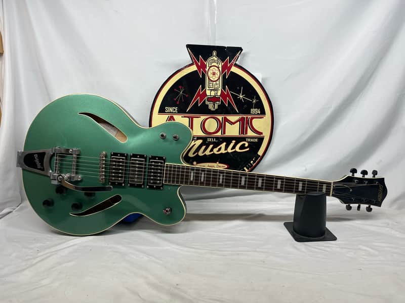 Gretsch Streamliner G2627T/GRG Semi-Hollow Body Electric Guitar image 1