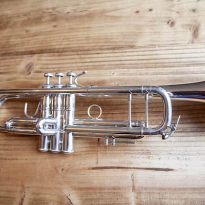 Vincent Bach Stradivarius 37 Bb Trumpet - Silver Plated 180S37 37 2008 - Silver Plated image 4