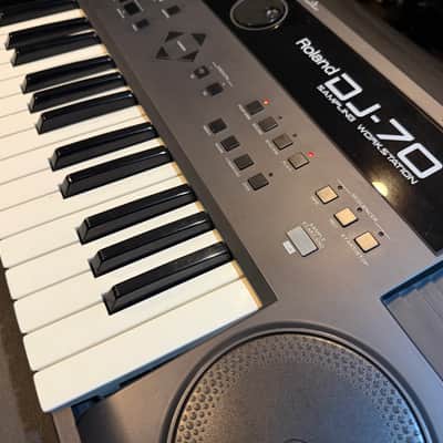 Roland DJ-70 Sampling Synthezier 1992 - 1996 - Black image 10