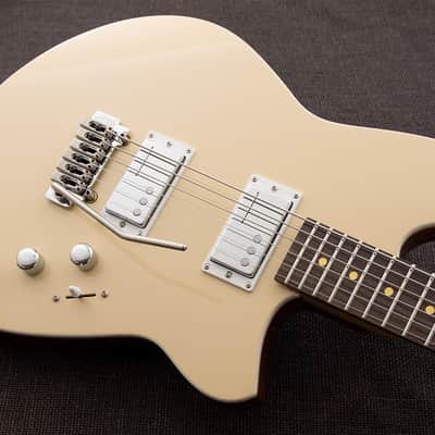 Reverend Descent Wilkinson Baritone Sandstone image 3