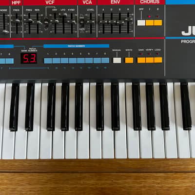 Roland Juno-106 61-Key Programmable Polyphonic Synthesizer 1984 - 1985 - Black image 5