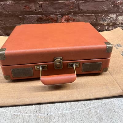 Crosley Cruiser CR8005A-OR Portable 3-Speed Turntable – Orange – Manufactured August 2014 image 8
