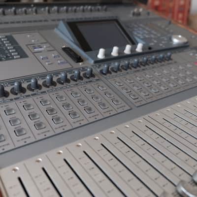 Tascam DM-3200 digital mixer DM-3200/MU-1000 Meter Bridge + IF-FW/DM FireWire Card Included image 6