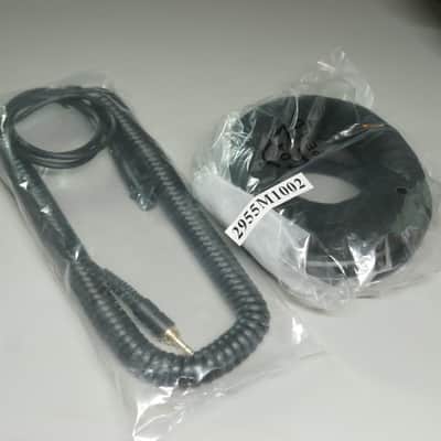 UNUSED AKG K240 MKII Professional Semi-Open Back Studio Headphones w/ New Pads and Coil Cable image 8