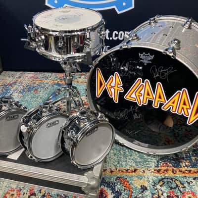 Rick Allen's 1999 Def Leppard Euphoria Tour DW / Hart Drum Set (#1). Autographed by the whole band. Authenticated! image 1