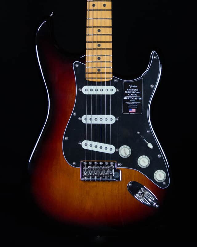 Fender American Pro Classic Stratocaster, Maple FB, 3-Color Sunburst image 1