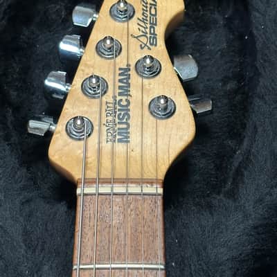 1995 Ernie Ball Music Man Silhouette Special HSS Tremolo with Rosewood Fretboard 1996 - 2007 - Pearl Purple image 10