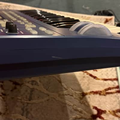 Novation UltraNova 37-Key 20-Voice Synthesizer 2010 - Blue image 7