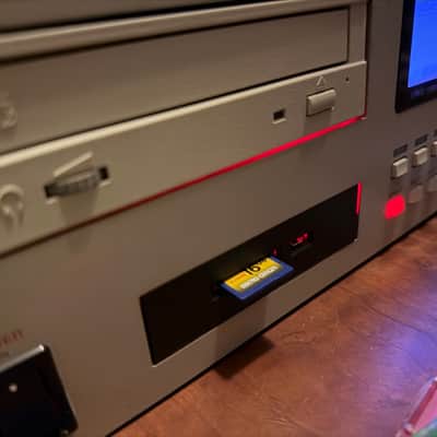 Akai CD3000XL MIDI Stereo Digital Sampler w 32MB RAM, ZuluSCSI 2026, 10X SD Analog & Digital Sound Library, New PSU, New LCD, New EPROM w OSv2.0, NOS CD-ROM w CD-R Library, Original English & Japanese Manuals  (1997) image 4