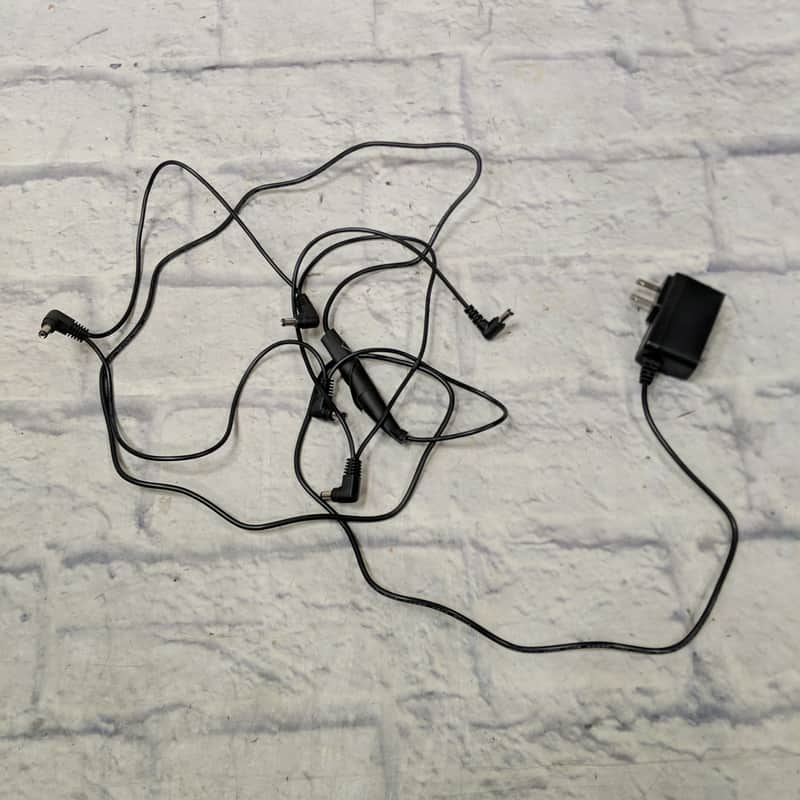 Unknown Power Supply with 5 Daisy Chain image 1