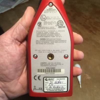 Quest 2100 Sound Level Meter with QC10 Calibrator image 3