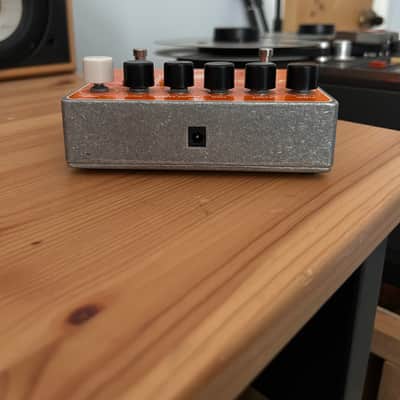 Electro-Harmonix V256 Vocoder image 4