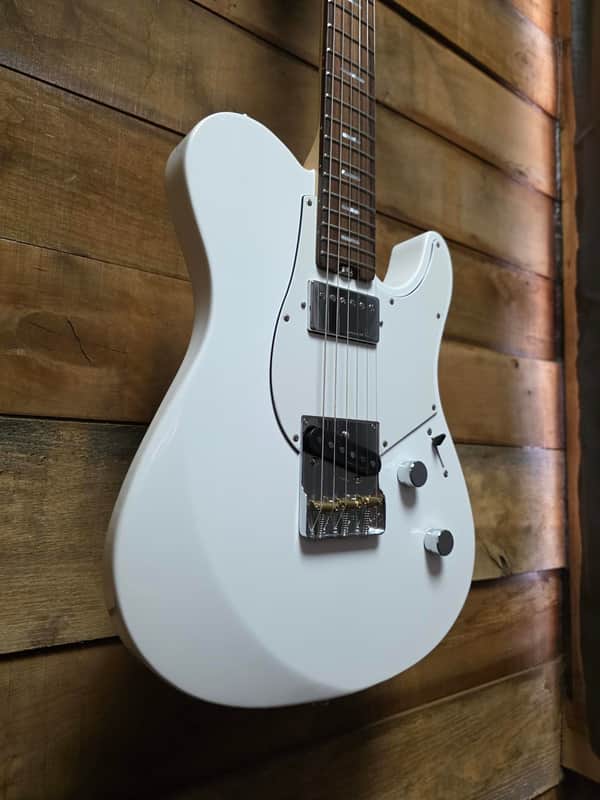 Yamaha PACS+11S Pacifica Standard Plus Electric Guitar - White w/ Gig Bag image 1