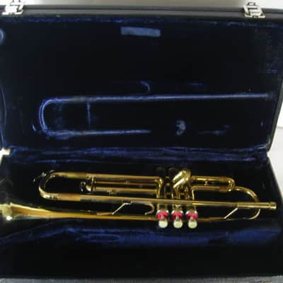 Conn Director Standard Trumpet, USA, Good Condition, with case & MP image 1