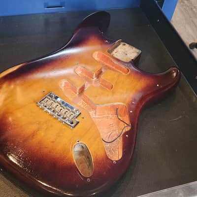 Warmoth Sunburst Stratocaster Guitar Body * Relic * with 2 Point Tremolo Bridge Included image 18