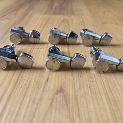 Set of Vintage Late 1970's/Early 1980's Peavey T-60 Guitar Tuners w/ Washers, Screw-In Bushings! image 2
