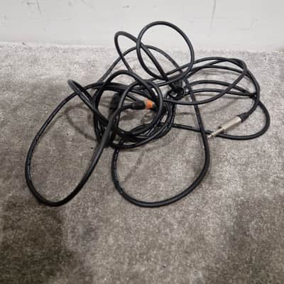 QSC K8 - Active Loudspeaker - Black - Good w/ Cables image 5