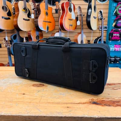 Getzen 300 Series Bb Trumpet w/Case image 16