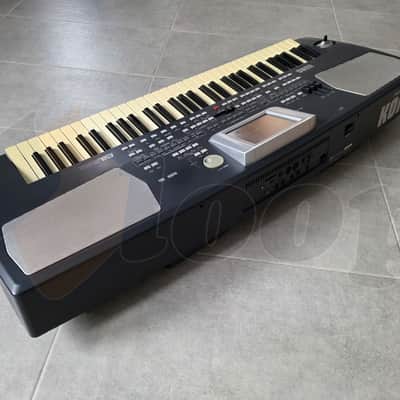 Korg Pa500 61-Key Professional Arranger Keyboard 2000s - Blue image 4
