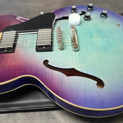 Epiphone ES-335 Blueberry Burst BRAND NEW Figured Flame Top and Back Semi-Hollowbody Hollow Body Archtop 335 Electric Guitar image 9