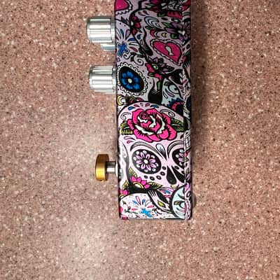 Flattley Guitar Pedals Bass Chief 2021 - Present - Sugar Skulls image 5