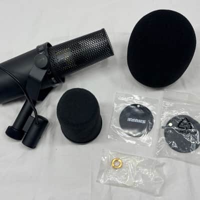 Shure SM7B Cardioid Dynamic Microphone 2001 - Present - Black image 1