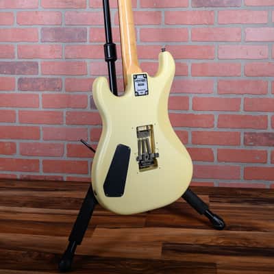Kramer American Series Barretta Standard White 1986 w/OHSC image 6