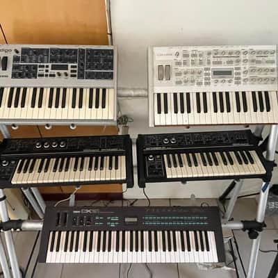 Roland SH-2 37-Key Synthesizer image 3
