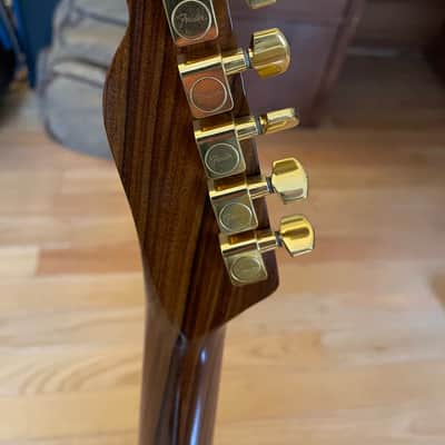 Telecaster with Fender Telecaster Staggered Tuning Machines - Birdseye Maple Telecaster 2000's - gloss image 11