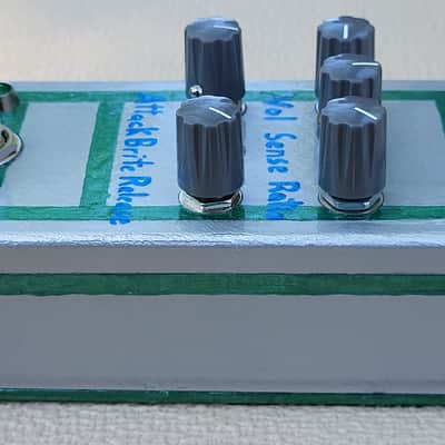 Handpainted Engineer's Thumb Compressor effects pedal image 6