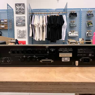 Akai S2000 imagen 3