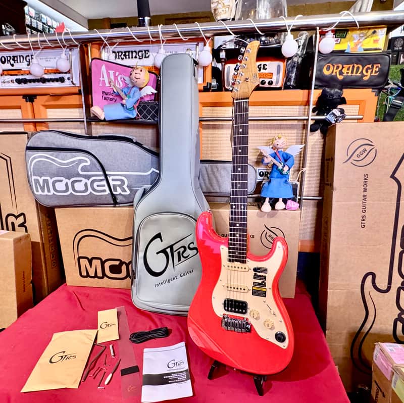 Mooer GTRS P800 Intelligent Guitar 2025 FIESTA RED image 1