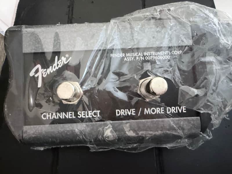 Fender 099-4062-000 2-Button Footswitch with 1/4" Jack for Hot Rod Series 2010s - Black image 1