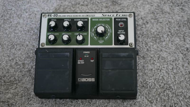 Boss RE-20 Space Echo
