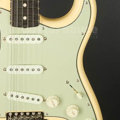 Fender Custom Shop 63 Stratocaster NOS Rosewood Aged  2025 - Vintage White (COD 2163NG) image 4
