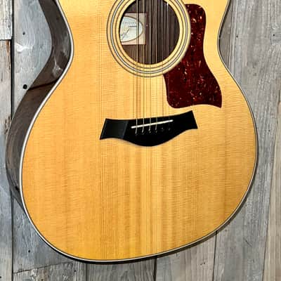 Minty 2014 Taylor 214ce DLX with ES2 Electronics Natural , OHSC , Papers Pro Setup Ships Fast, Support Small Business ! image 3