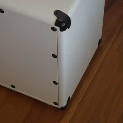 EVH 5150 III 30-Watt 1x12" Guitar Speaker Cabinet - Ivory image 9