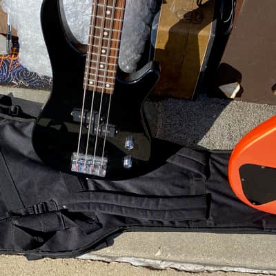 Rogue SX-100B Bass Guitar 2000's image 3