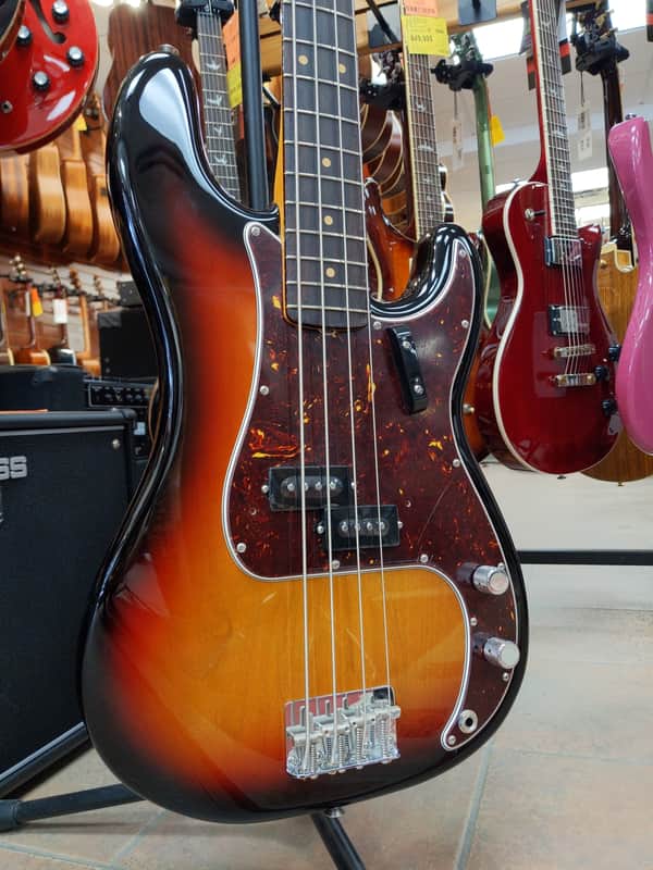 Fender American Vintage II '60 Precision Bass | Reverb Canada
