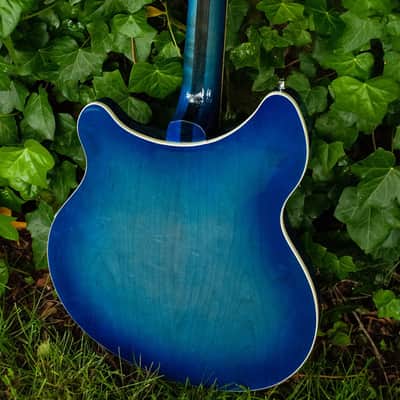 Rickenbacker 360 "Color of the Year" 2007 - Blue Burst image 9