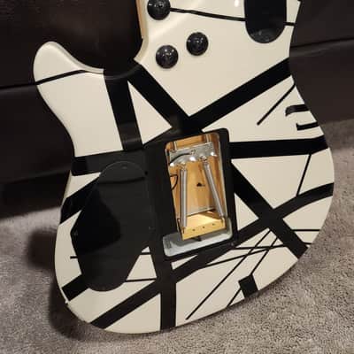 Rare EVH Wolfgang Special Striped with Maple Fretboard Gloss White/Black Stripes image 8