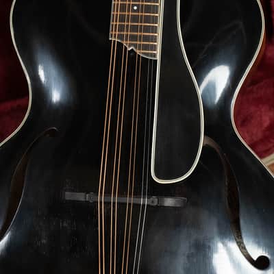 Cedar Mountain 2024 Engelmann Spruce/Big Leaf Maple Black Top Octave Mandolin w/Tobacco Sunburst #3069 image 3
