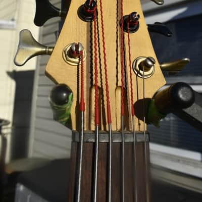 Agile Brice 6 string bass Vintage toned image 3