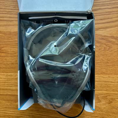 Sennheiser HD 650 Reference Headphones 2010s - Black image 2