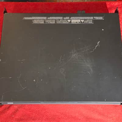 QSC CX204V 4-Channel Power Amplifier image 4